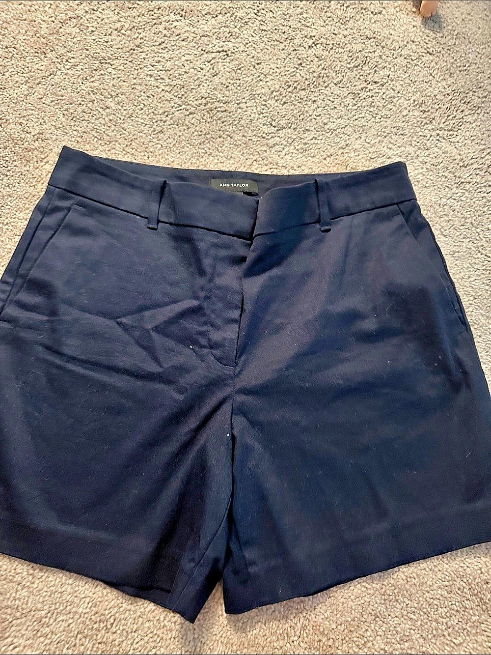 Ann Taylor Women's Bermuda Shorts in Navy Size 8 New